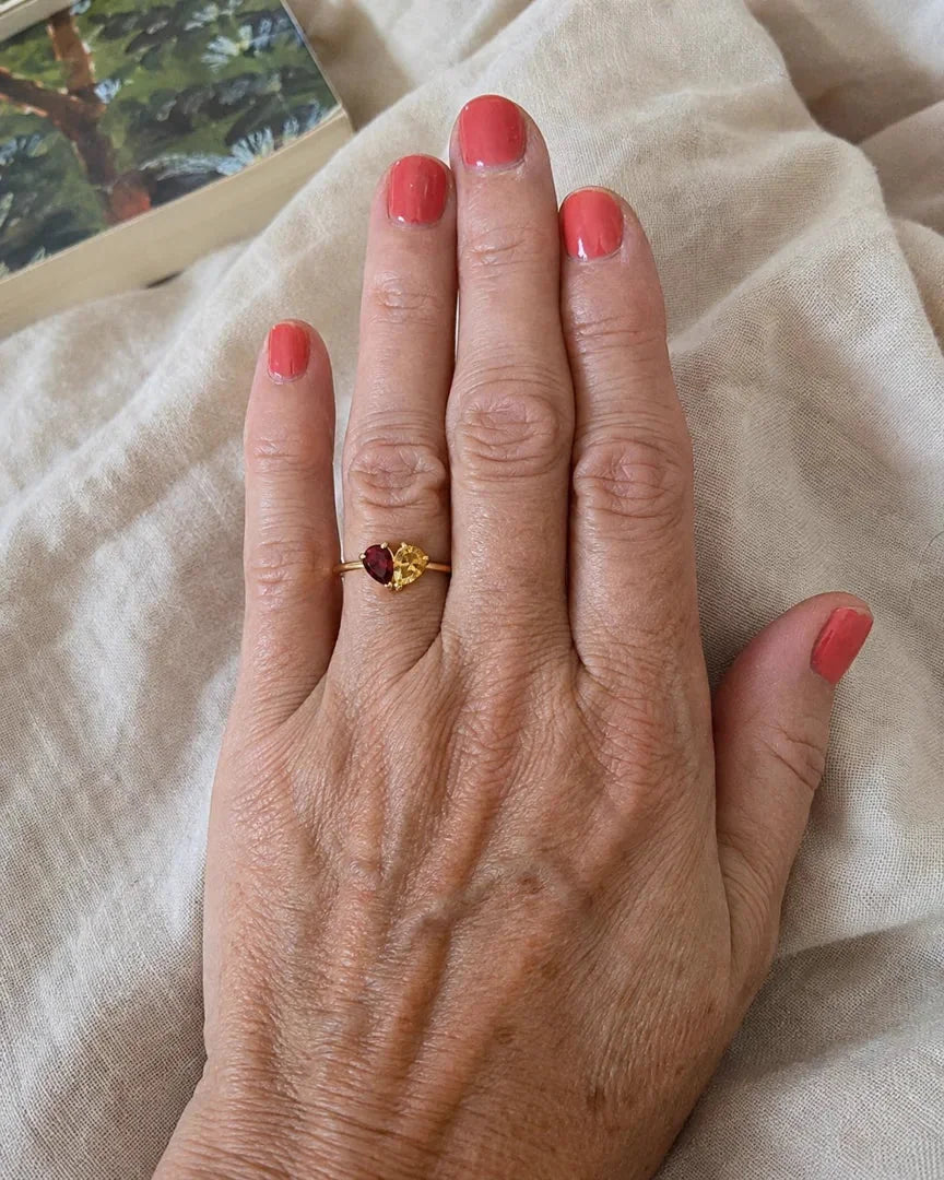 Customer wearing the Veria Ring received as a gift